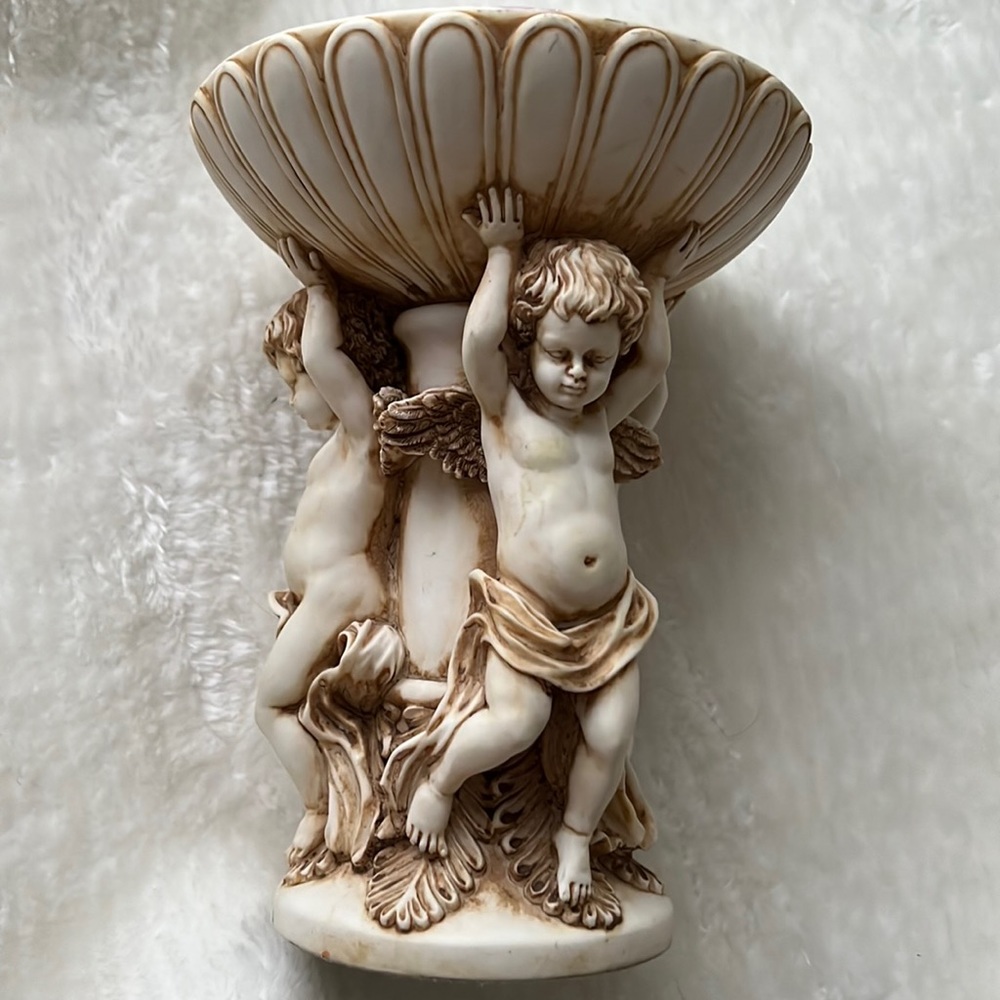 Three angel candle/plant pot holder